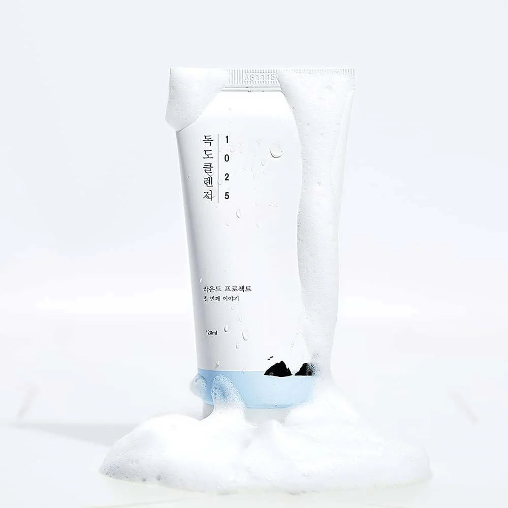 1025 Dokdo Cleanser Renewal Round Lab