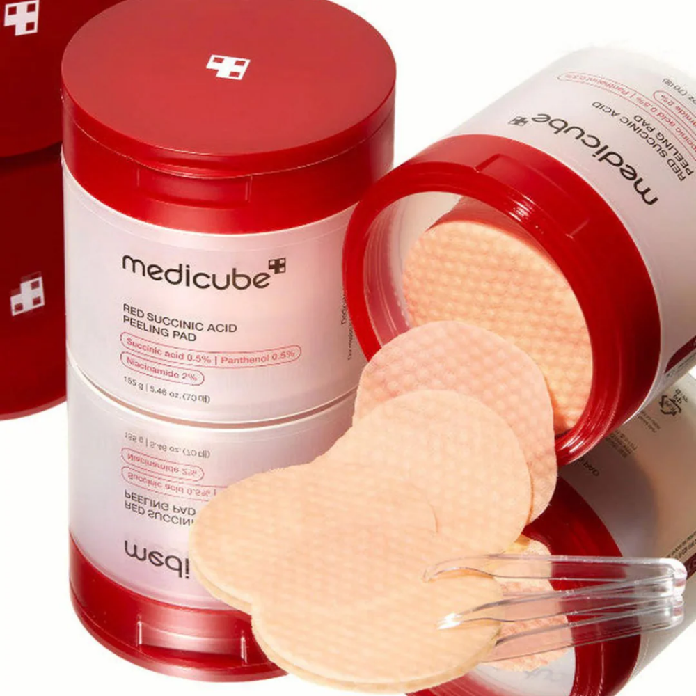 Red Succinic Acid Panthenol Pads Medicube